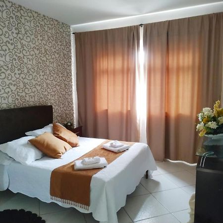 Apartamento Espacoso Localizado No Centro De Angra Dos Reis Buitenkant foto