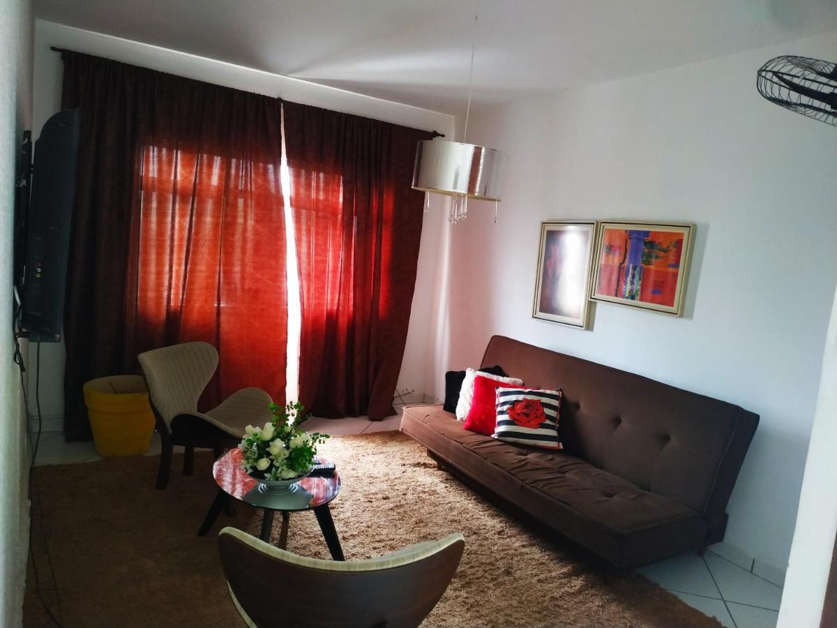 Apartamento Espacoso Localizado No Centro De Angra Dos Reis Buitenkant foto